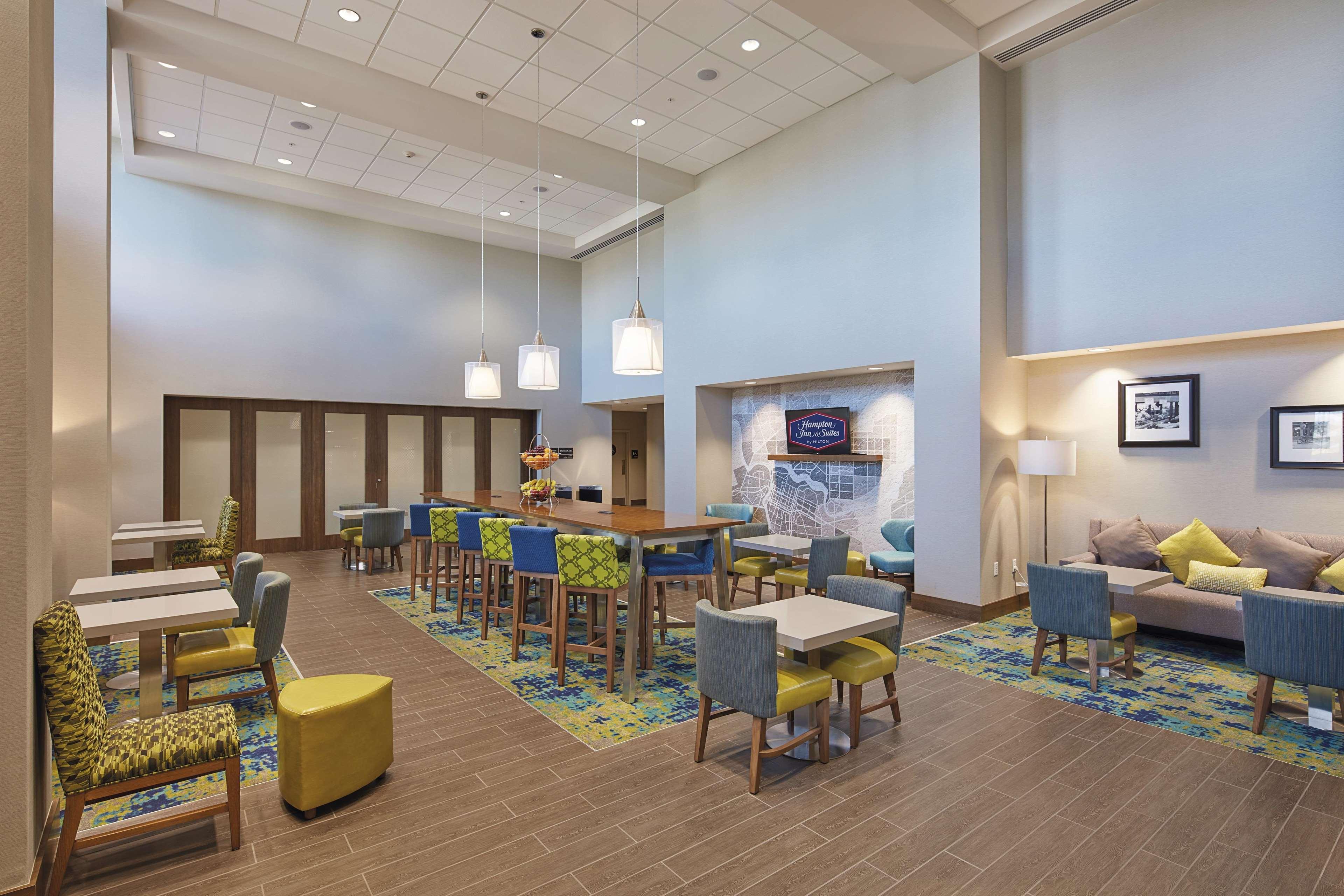 Hampton Inn & Suites Sacramento At Csus Eksteriør bilde