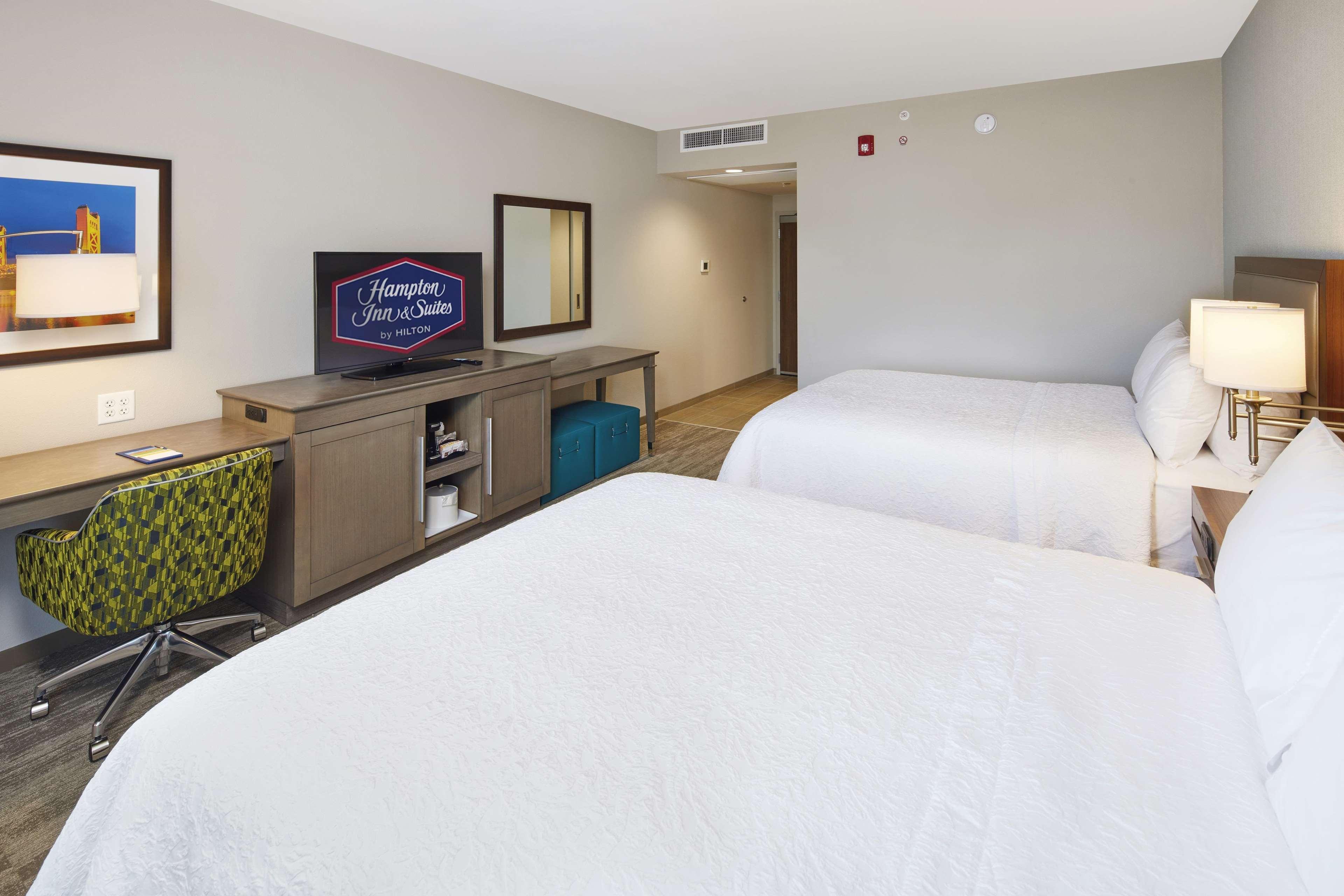 Hampton Inn & Suites Sacramento At Csus Eksteriør bilde