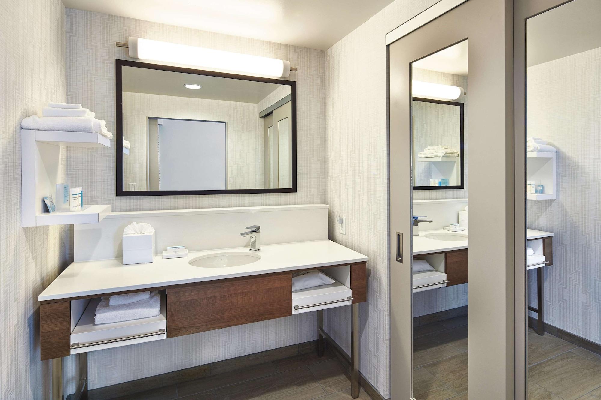 Hampton Inn & Suites Sacramento At Csus Eksteriør bilde