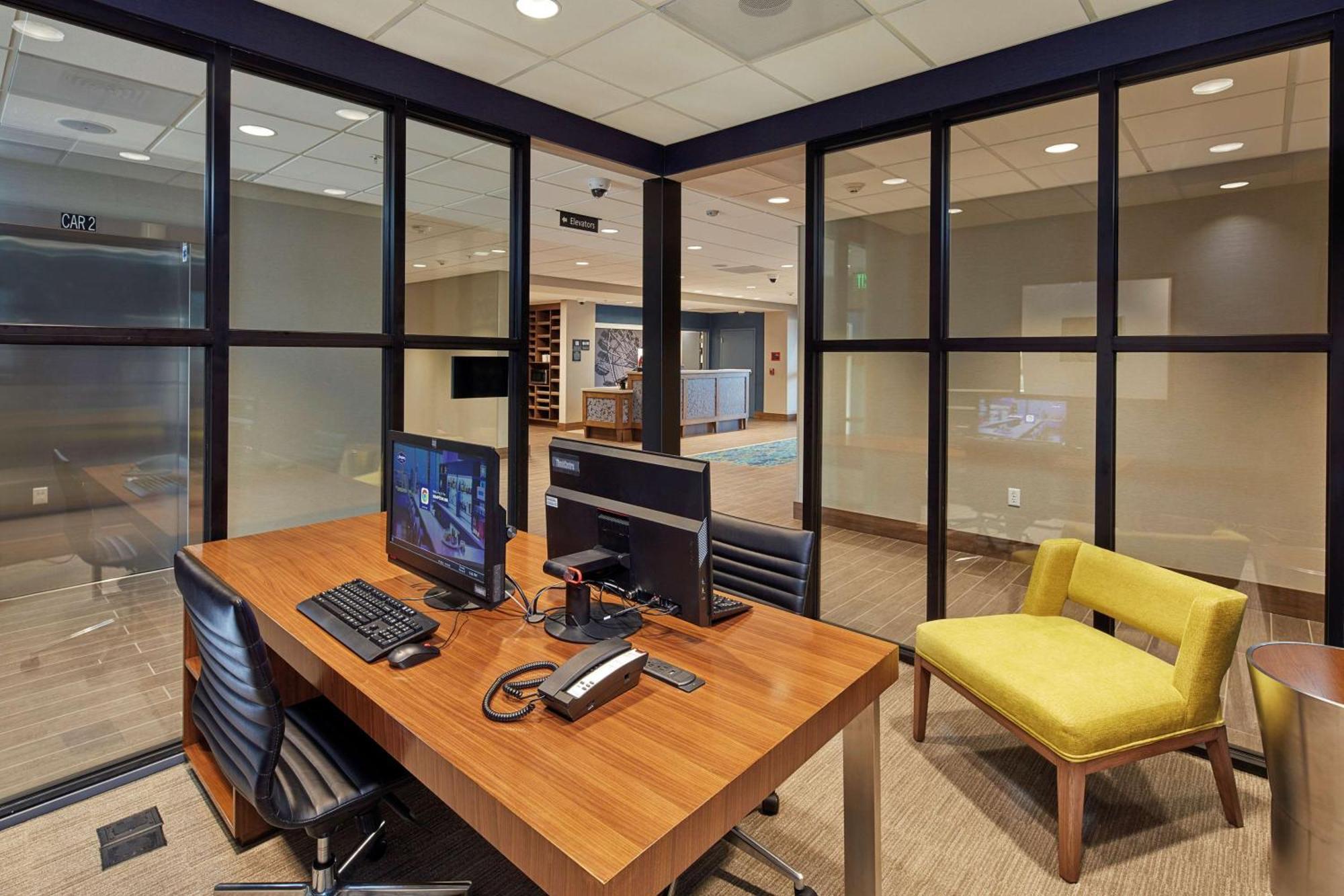 Hampton Inn & Suites Sacramento At Csus Eksteriør bilde